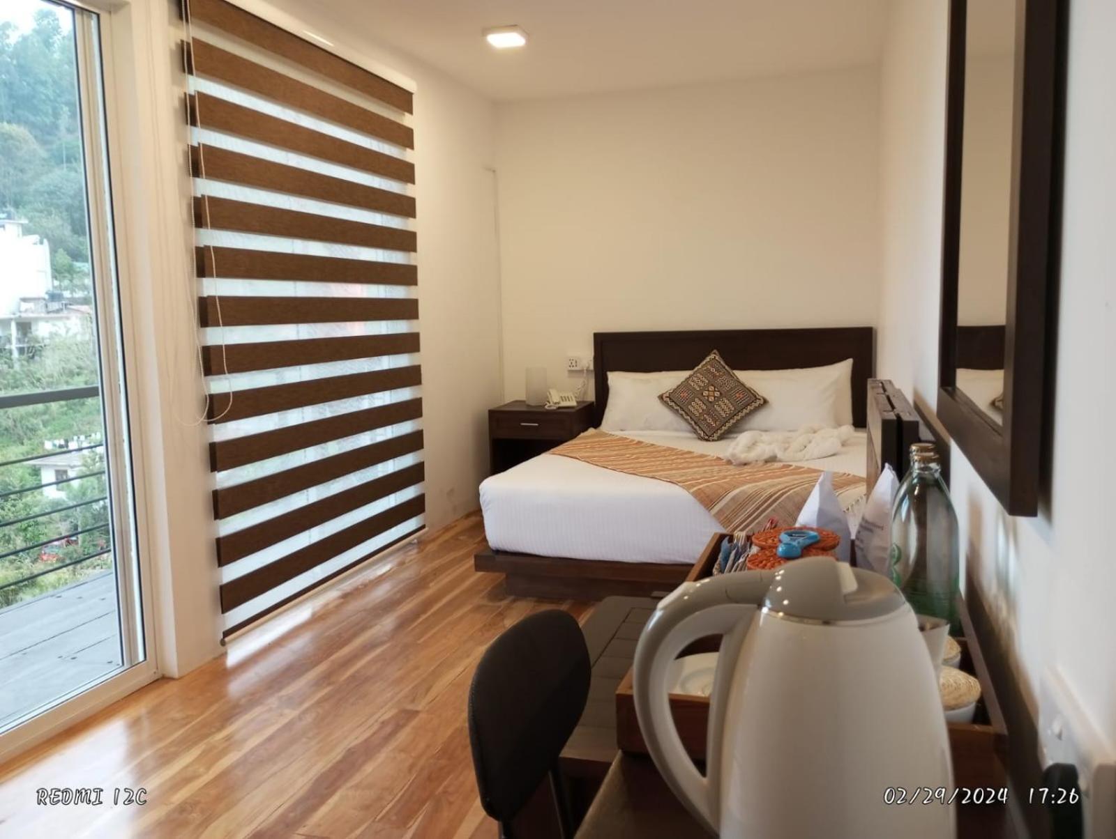 The Cubes Ella Hotel Екстериор снимка